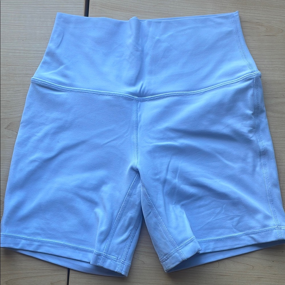 Lululemon 6” align shorts size 6
